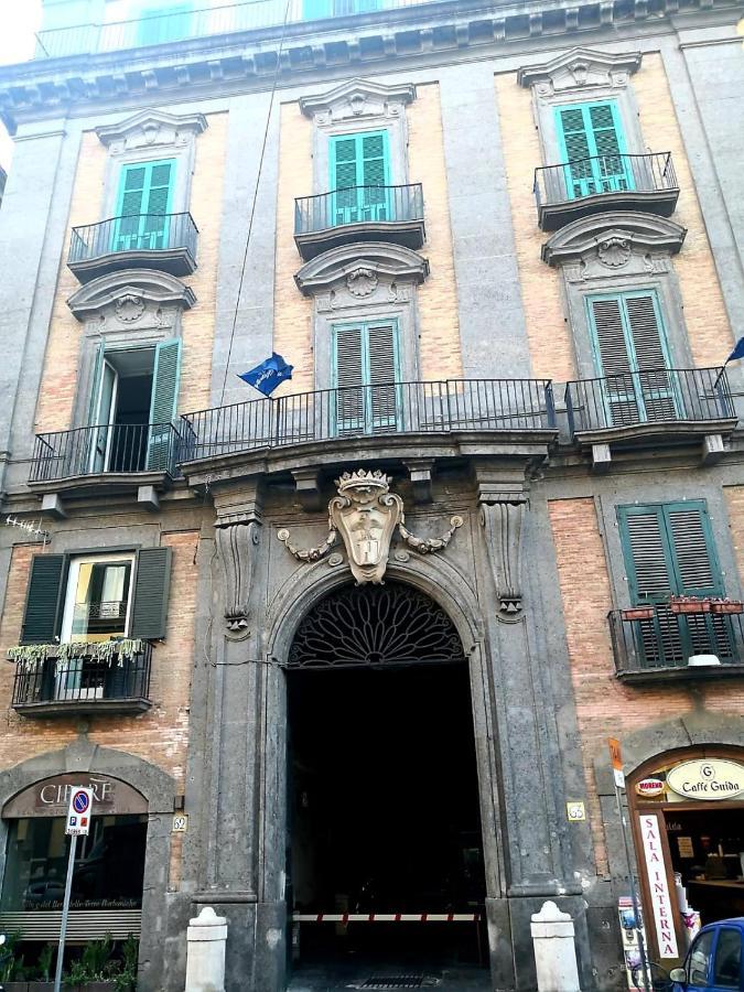 Queen Medina Centro Storico Napoli Bagian luar foto