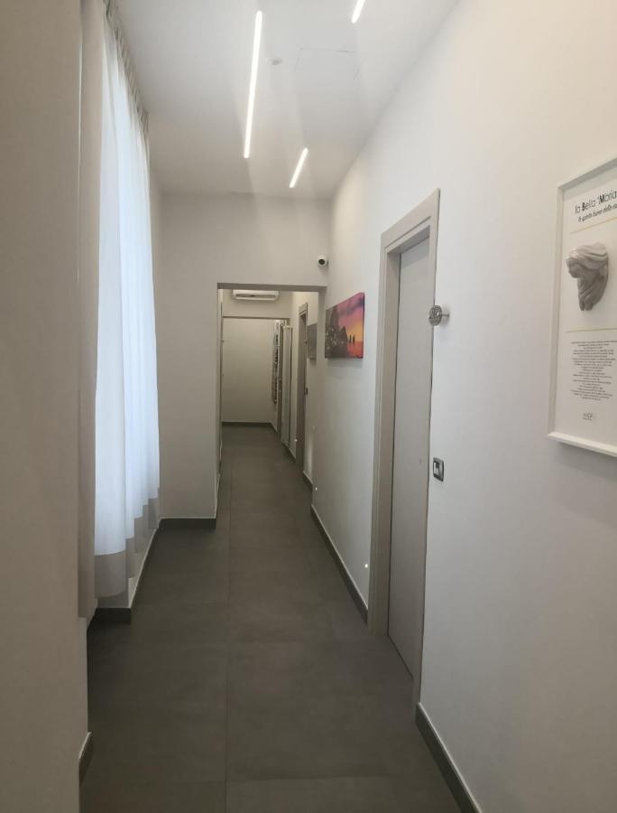 Queen Medina Centro Storico Napoli Bagian luar foto